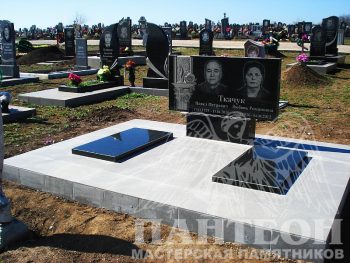 Памятник двойной № 13