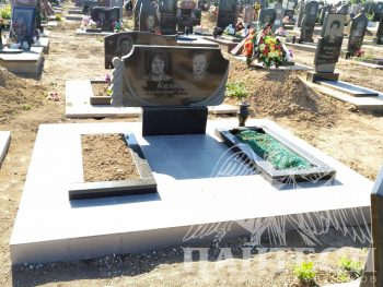 Памятник двойной № 89