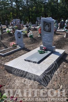 Памятник одинарный № 136