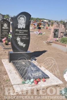 Памятник одинарный № 121
