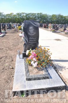 Памятник одинарный № 82