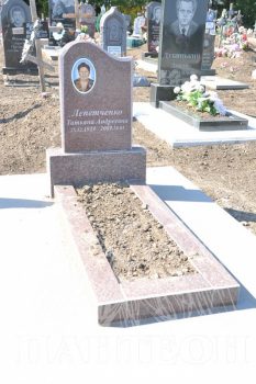 Памятник одинарный № 140