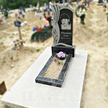 Памятник одинарный № 302