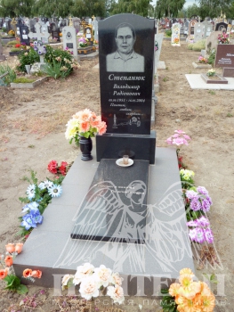 Памятник одинарный № 13